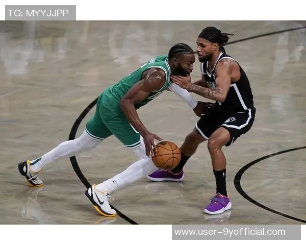 凯尔特人主场对决骑士杰伦布朗状态回暖将全力出战