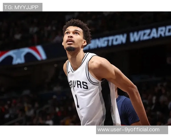 张佳玮分析马刺胜雷霆背后真相文班并非唯一制胜关键因素