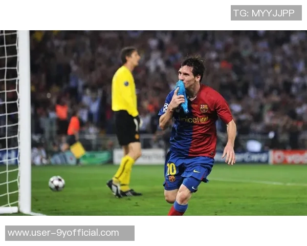 比利亚盛赞梅西称其为世界足球之巅的最佳球员地位将持续至退役前